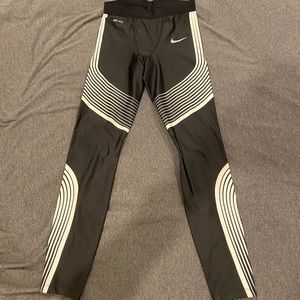 Nike Performance Tights